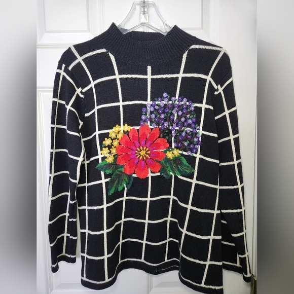 Marisa Christina Vtg Sweater Wms Petite Small Black/White w Embroidered Flowers - Picture 1 of 8
